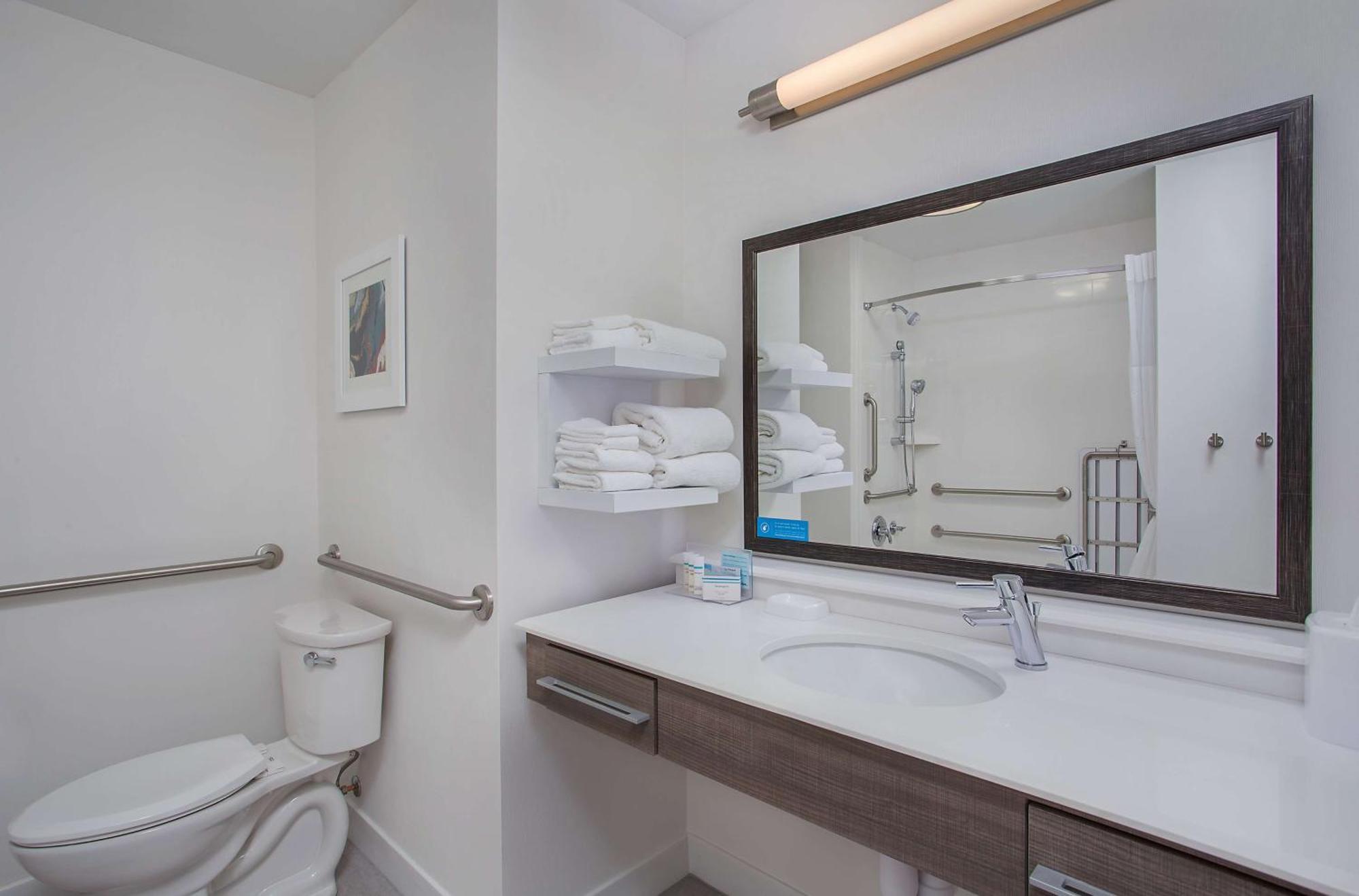 Hampton Inn Vincennes Eksteriør billede