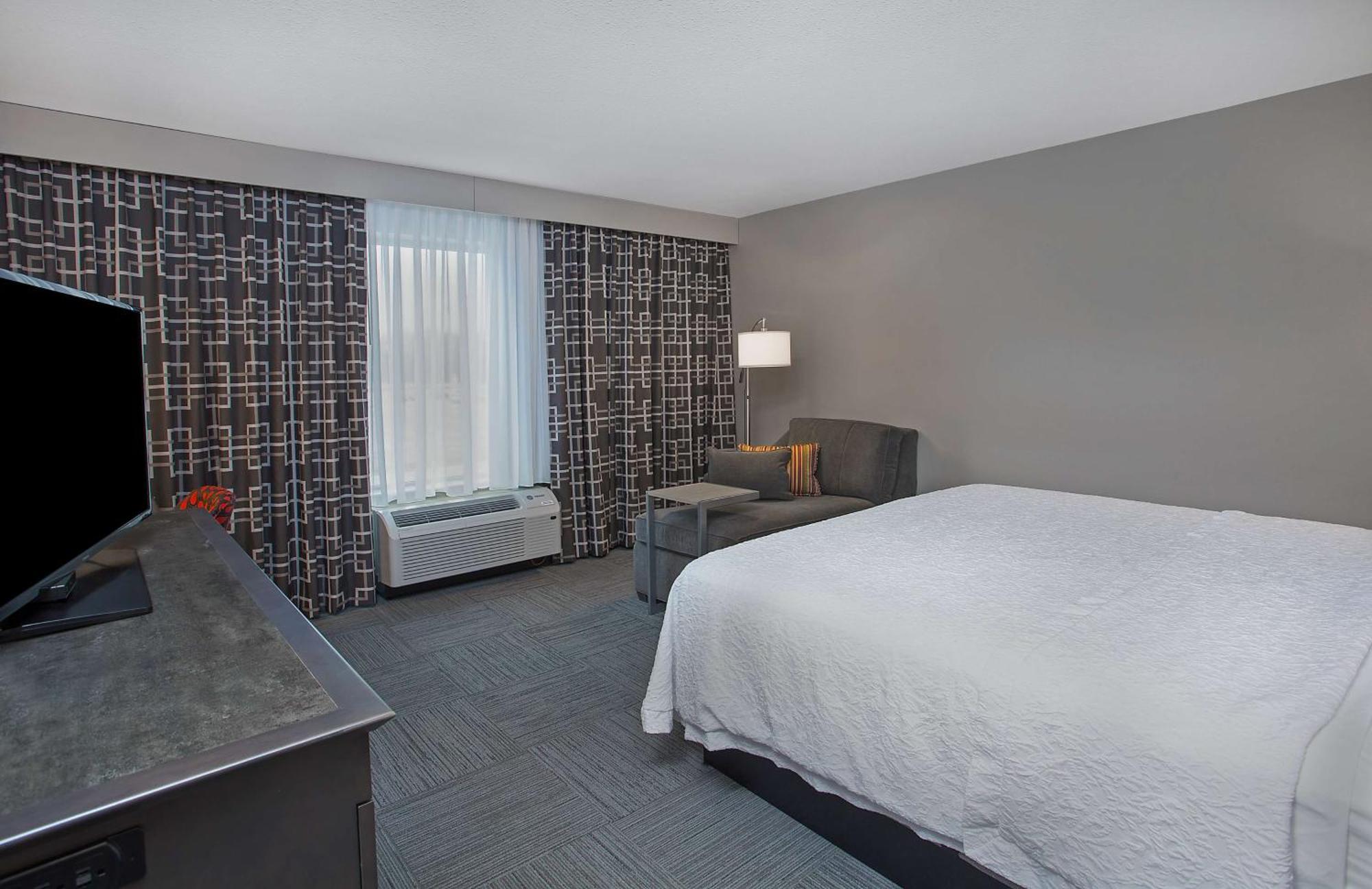 Hampton Inn Vincennes Eksteriør billede